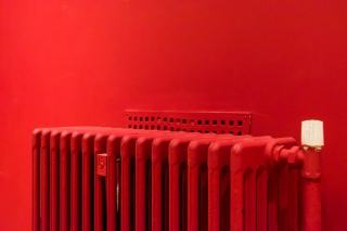 PAC air-eau murale double service : chauffage et eau chaude