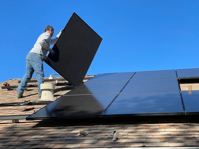 Panneaux photovoltaiques : tout savoir avant d installer votre système solaire Panneaux photovoltaiques : tout savoir avant d installer votre système solaire